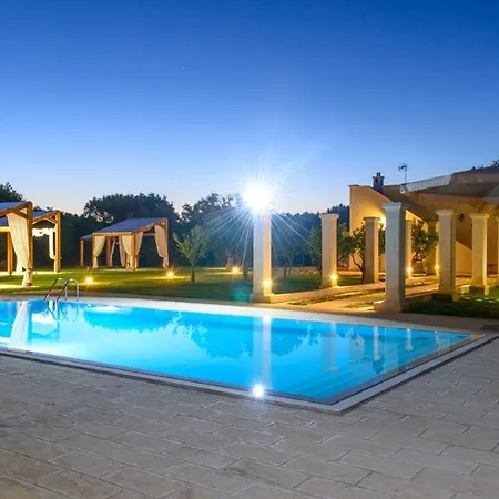 La Leccina 2&2, Emma Villa Erchie (Apulia)
